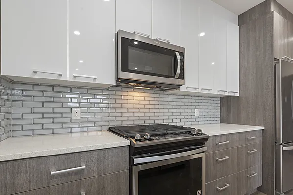 Sold by Douglas Elliman | media 16