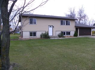 1000 Donna Dr NW, Alexandria, MN 56308