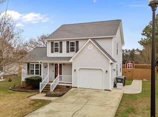 216 Bentwood Ln, Clayton, NC 27520
