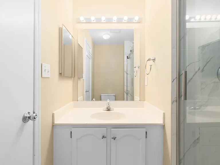 225 Lazy Hollow Dr — Photo 15