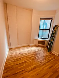 Rented by Metropolis Real Estate of Manhattan