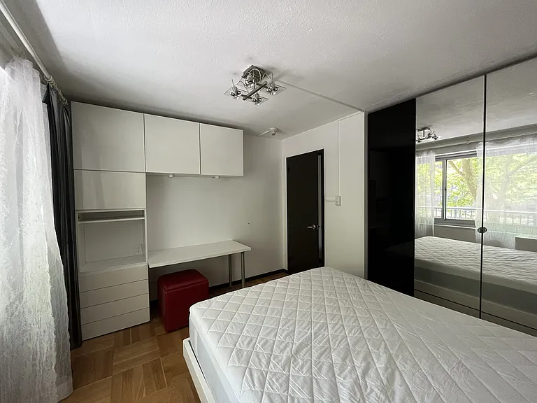 100 York St #3-M — Photo 12