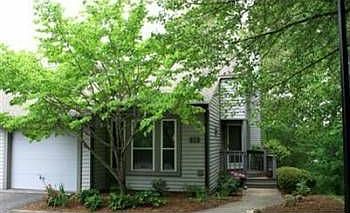 1st image of 411 Oak Pt