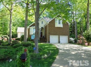 104 Sundew Ln, Cary, NC 27518