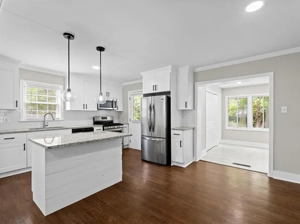 2587 N Clark Dr, East Pt, GA 30344