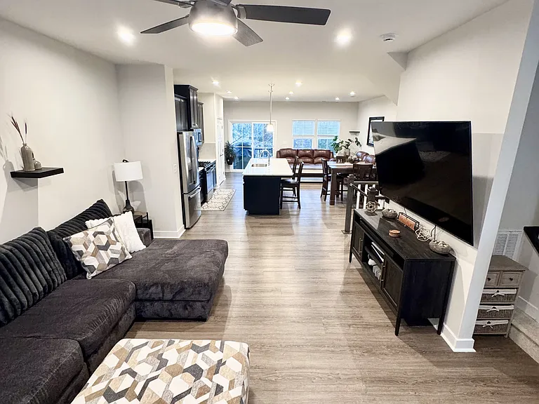 2315 Doby Creek Ln — Photo 12