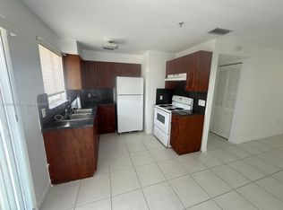 1453 SW 3rd St APT 303, Miami, FL 33135