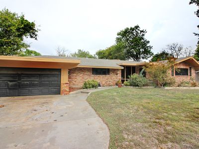 647 Monssen Dr, Dallas, TX, 75224