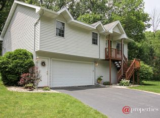 N3345 Queen Rd, Lake Geneva, WI 53147