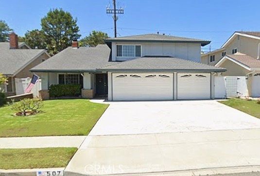 1st image of 507 Faye Ln