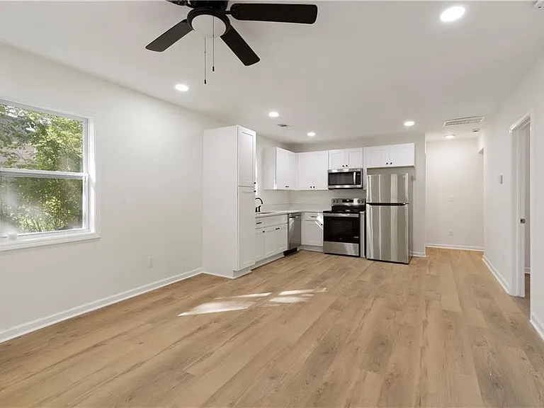 1015 Sims St SW — Photo 19
