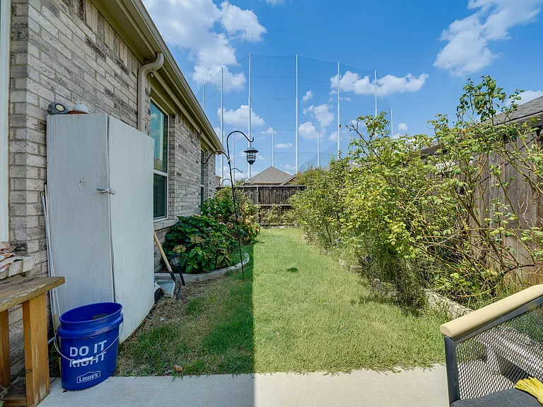 405 Club House Dr — Photo 20