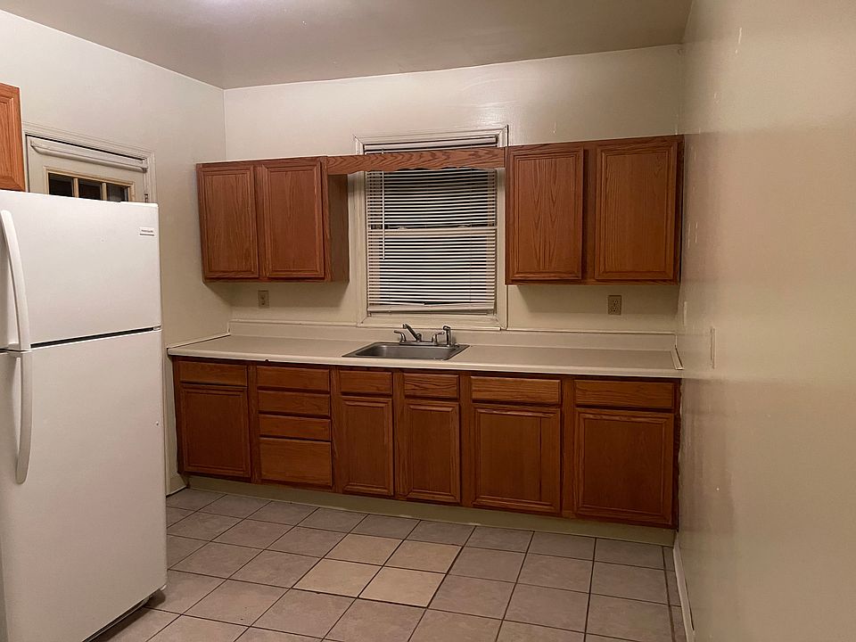 1st image of 73 Morris Rd APT 1