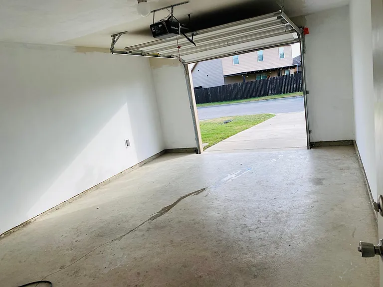596 Ruby Ln — Photo 20