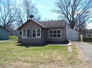 510 Gray St, Dowagiac, MI 49047