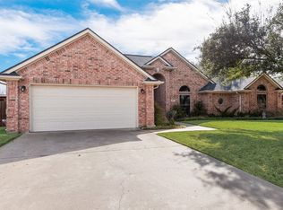 405 Arbor Lawn Dr, Burleson, TX 76028