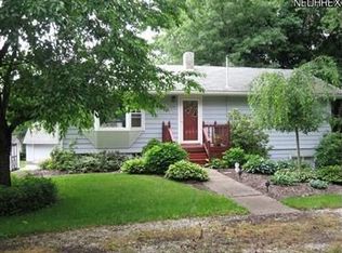3110 Dutt Rd, Barberton, OH 44203