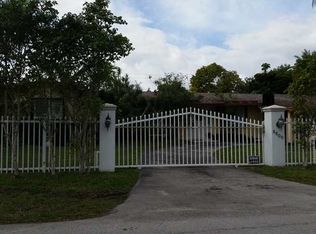 8800 SW 83rd Ave, Miami, FL 33156