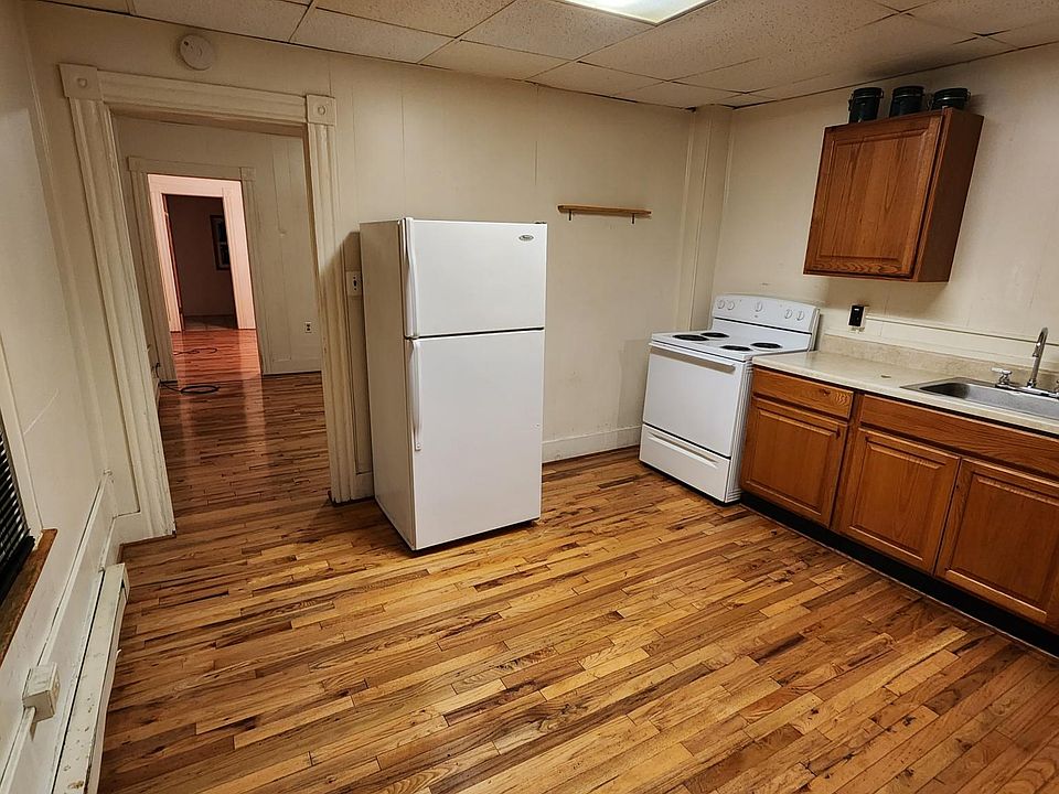 1st image of 1304 Virginia Ave #2