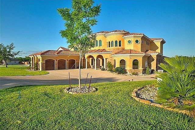 1st image of 1410 Harvest Dr