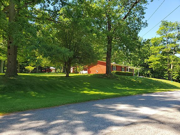3rd image of 565 Morningside Dr SE
