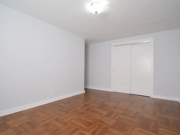 Harbor House - Bedroom - H39-01B