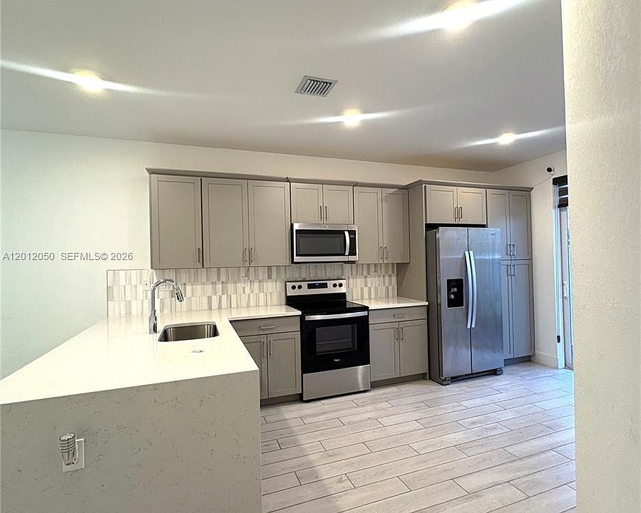 1st image of 135-135 SW 171st Ter