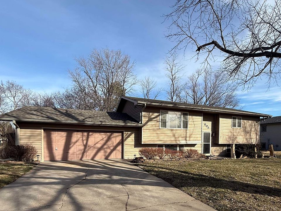 1st image of 908 W 13th St