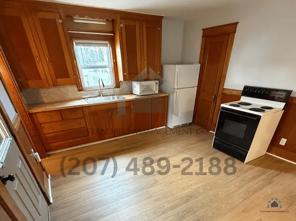 208 Northern Ave, 208 Northern Ave APT 1, Augusta, ME 04330