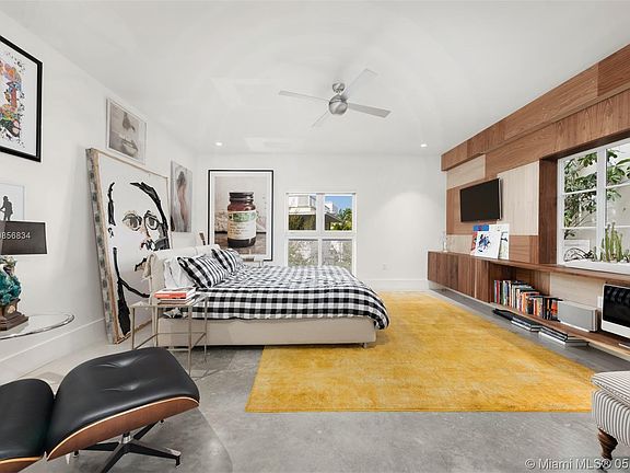 3rd image of 210 Water Way #210