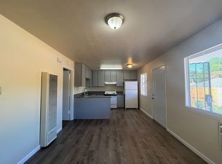 3243 Oak St, Paso Robles, CA 93446