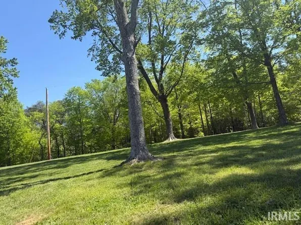 471 S Rockport Rd, Boonville, IN 47601