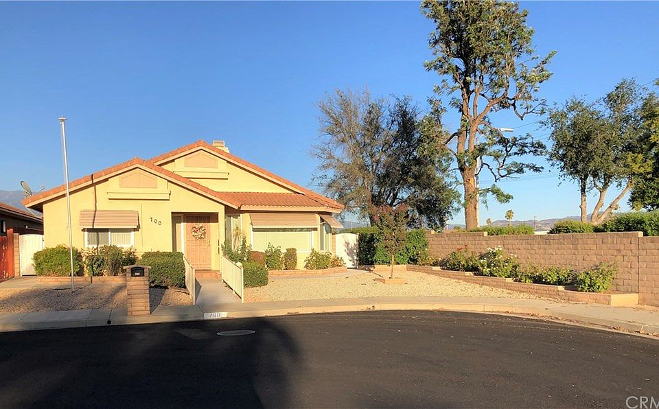 1st image of 700 Alondra Dr