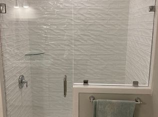 2000 Thorncrag Ln, Midlothian, VA 23112