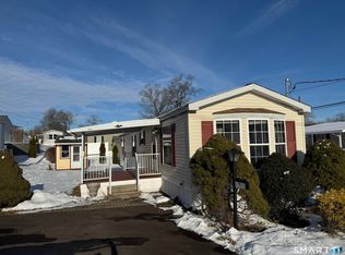 4 Maple Rd, Southington, CT 06489