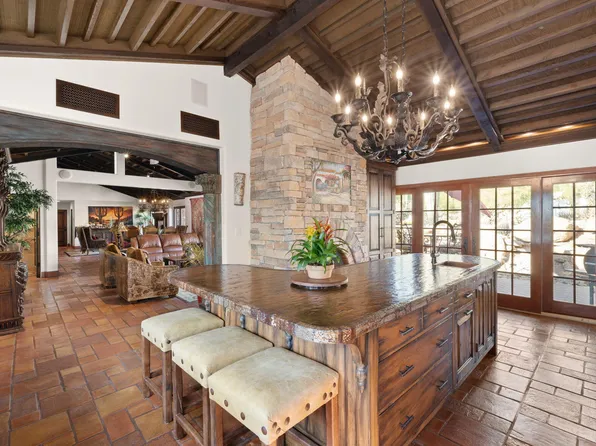 35035 N WHILEAWAY Road, Carefree, AZ 85377