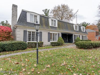 3925 Hillandale Rd #B-1, Ottawa Hills, OH, 43606