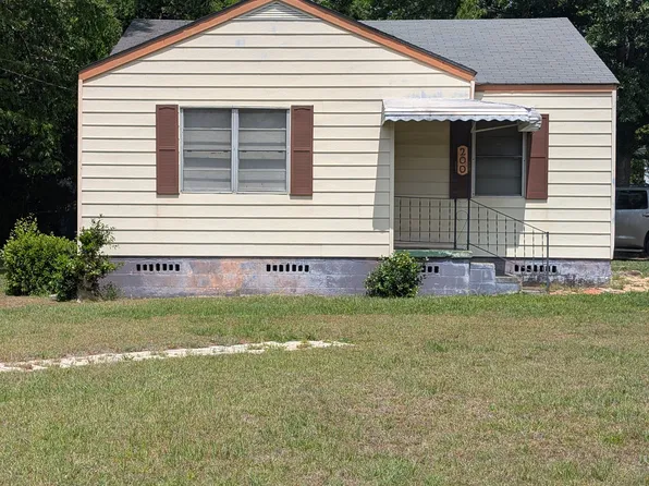 200 Naomi Dr, Dothan, AL 36301