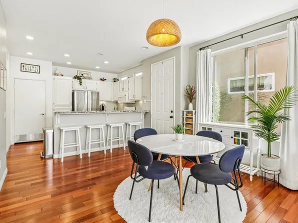 18880 Caminito Cantilena Unit 63, San Diego, CA 92128