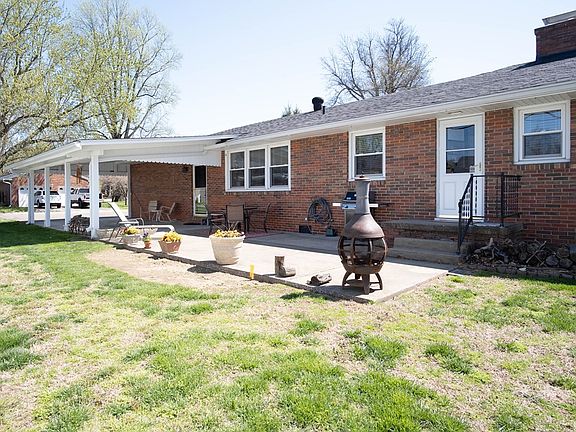 4th image of 2105 Griffith Ave