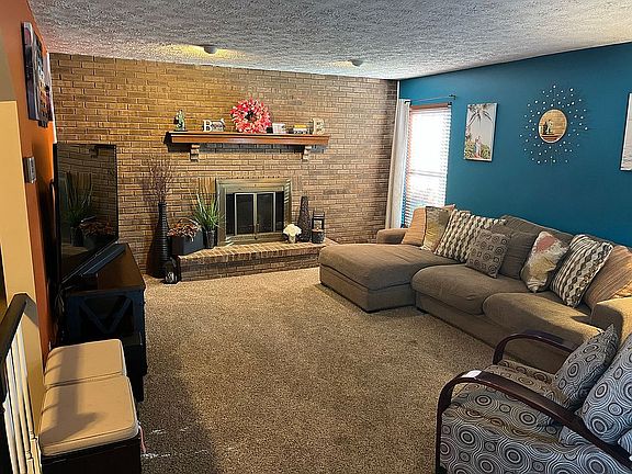 5th image of 16172 Swathmore Ln