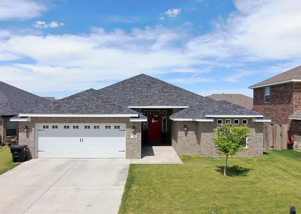 1st image of 13 Cornwall Dr