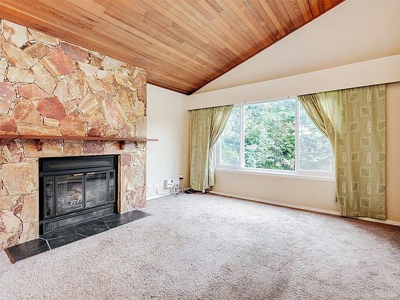 3rd image of 3099 Volmer Rd