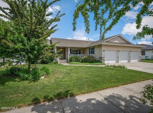 7464 N Barbie St, Coeur D Alene, ID 83815