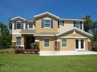 629 Neptune Dr, Groveland, FL 34736