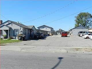 2nd image of 227 Cross Ave