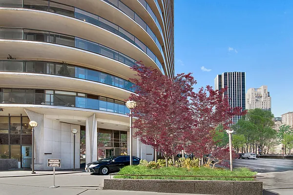 Sold by Compass | media 12