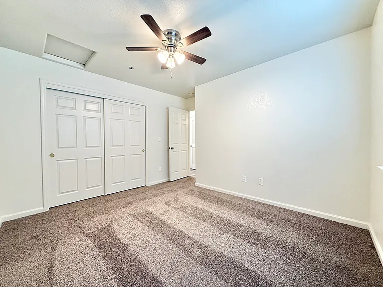 434 E Alameda St #203 — Photo 7