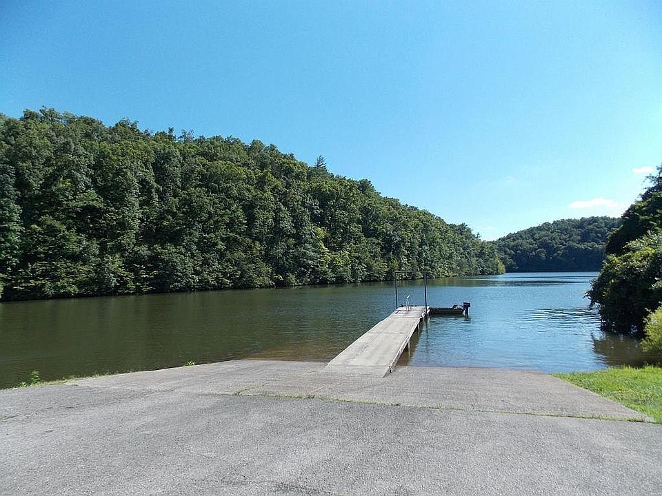 2nd image of Mt Vista Dr