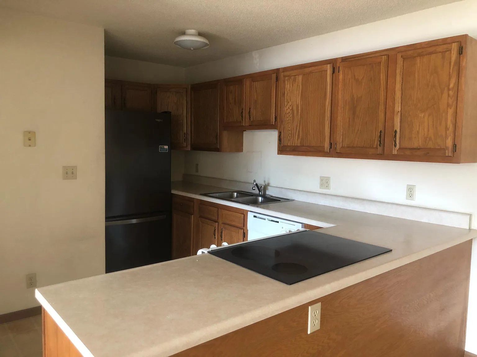 2 bed, 900 sqft, $1,150 — Photo 3